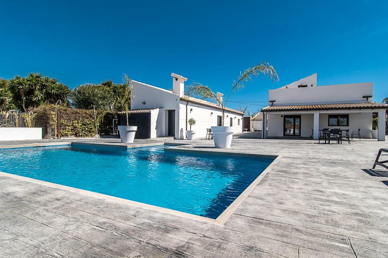 ホテル Casa La Vuelta Formentera de Segura エクステリア 写真